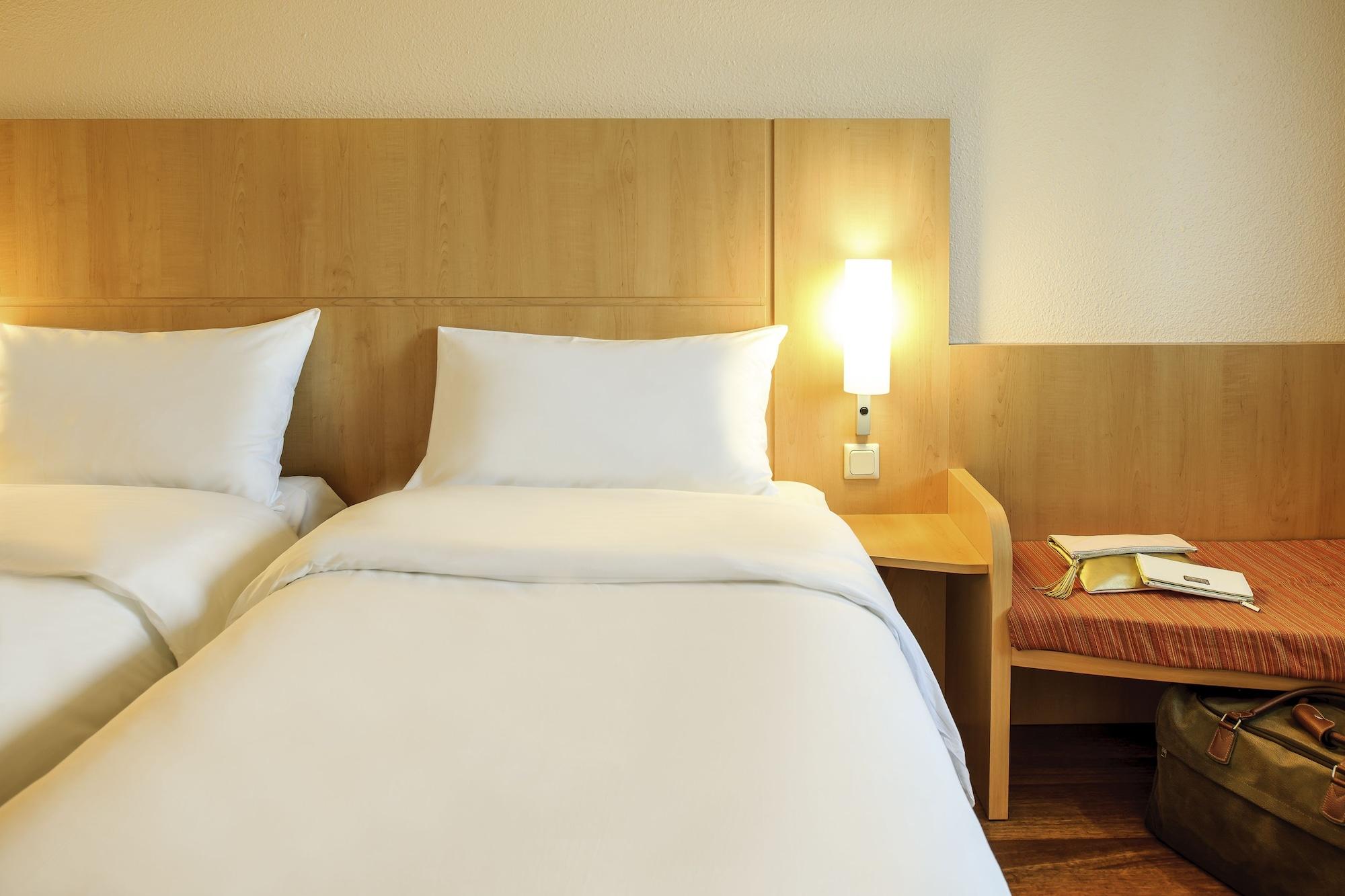 Ibis Leeds Centre Marlborough Street Hotel Eksteriør billede
